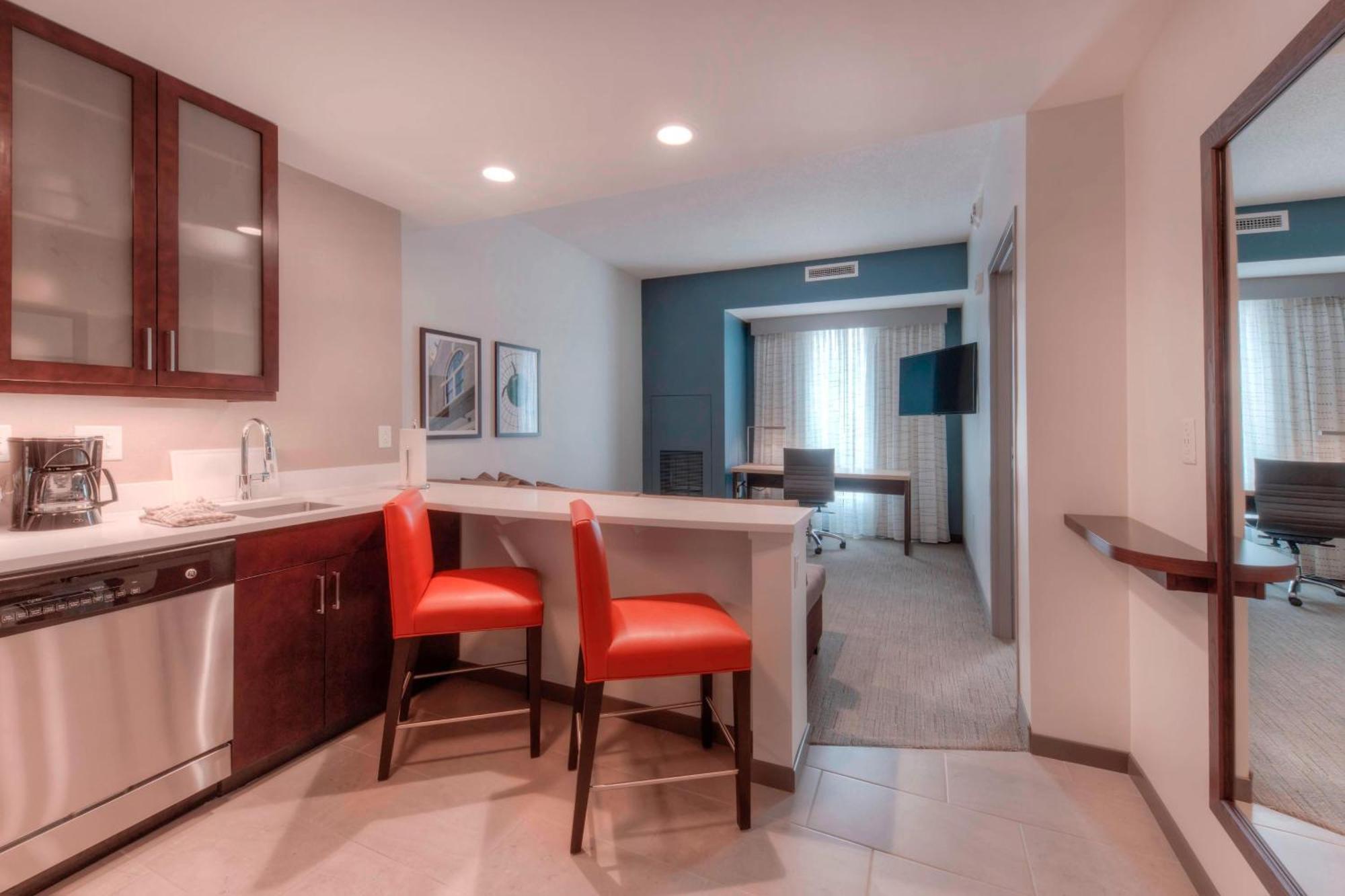 Residence Inn By Marriott Raleigh Downtown Экстерьер фото
