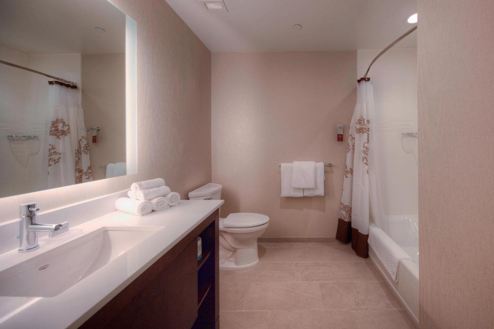 Residence Inn By Marriott Raleigh Downtown Экстерьер фото